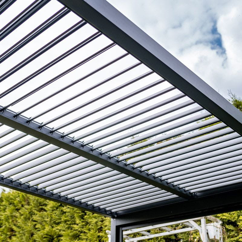 LUXE pergola 5,8x4m antracit LED világítással Másodlagos kép