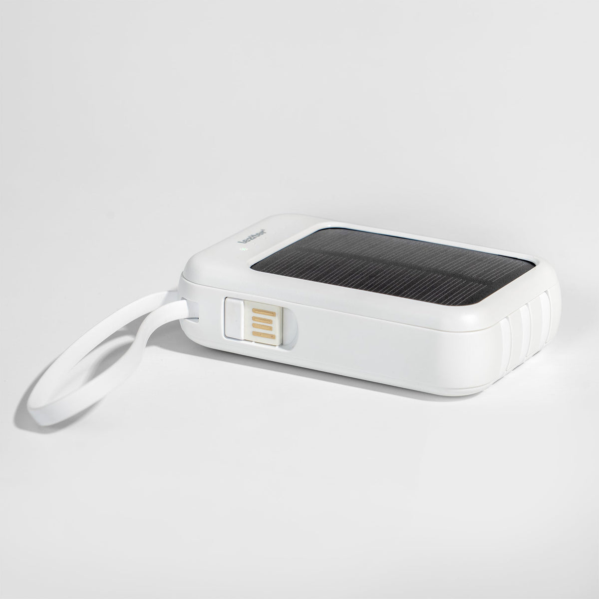 Powerbank napelemmel 4 töltőkábellel 6000mAH